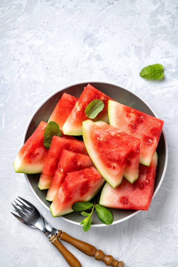 Quels critères considérer lors de la sélection des pièces de rechange pour une microcar ?