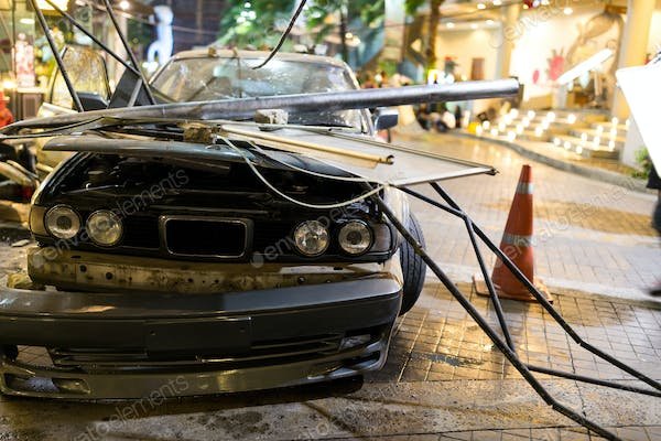 Quel est le rôle de l'épaviste dans la gestion des voitures hors d'usage ?